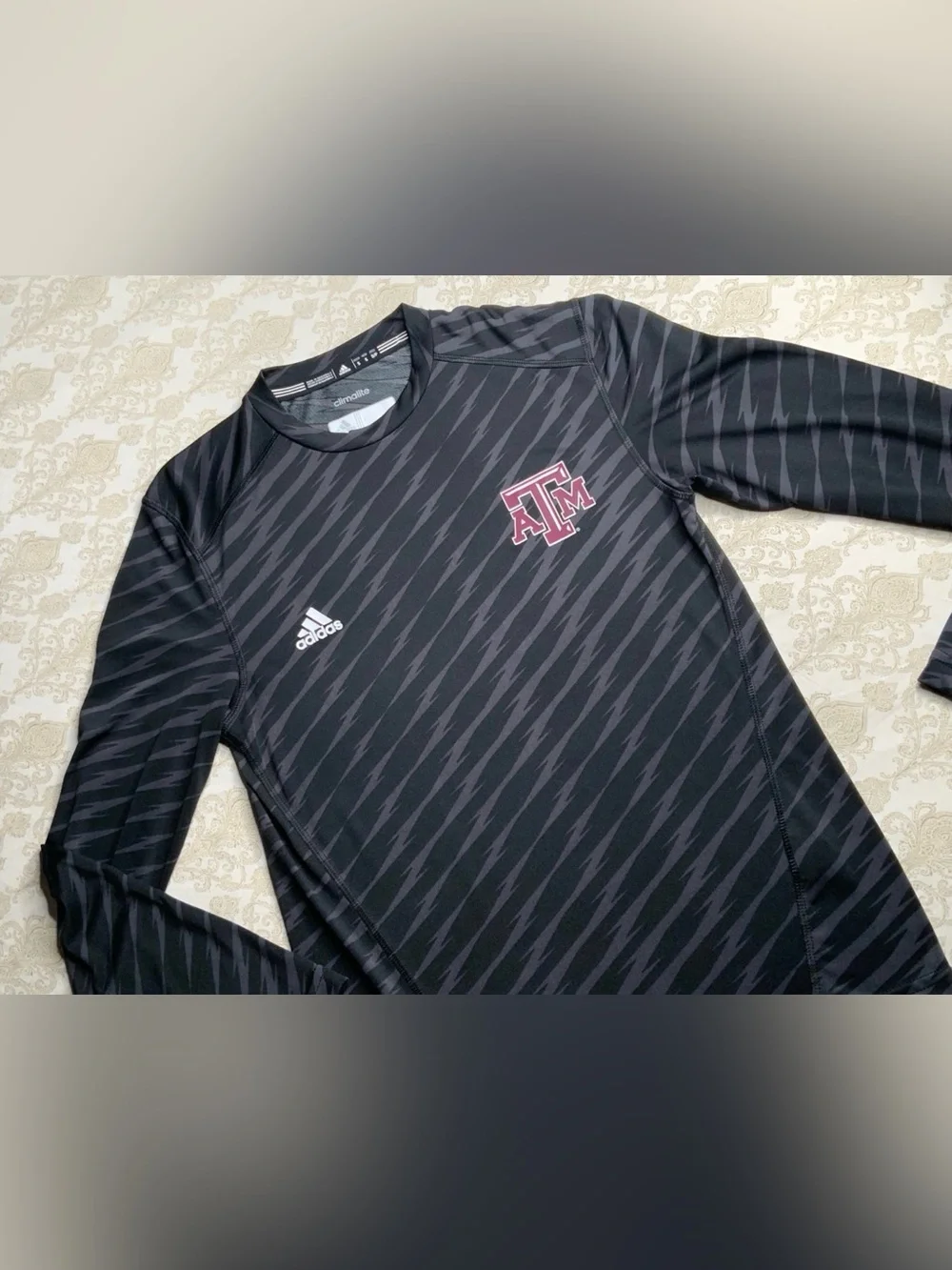 Adidas Men’s Climalite Texas A&M Long Sleeve Shirt Small